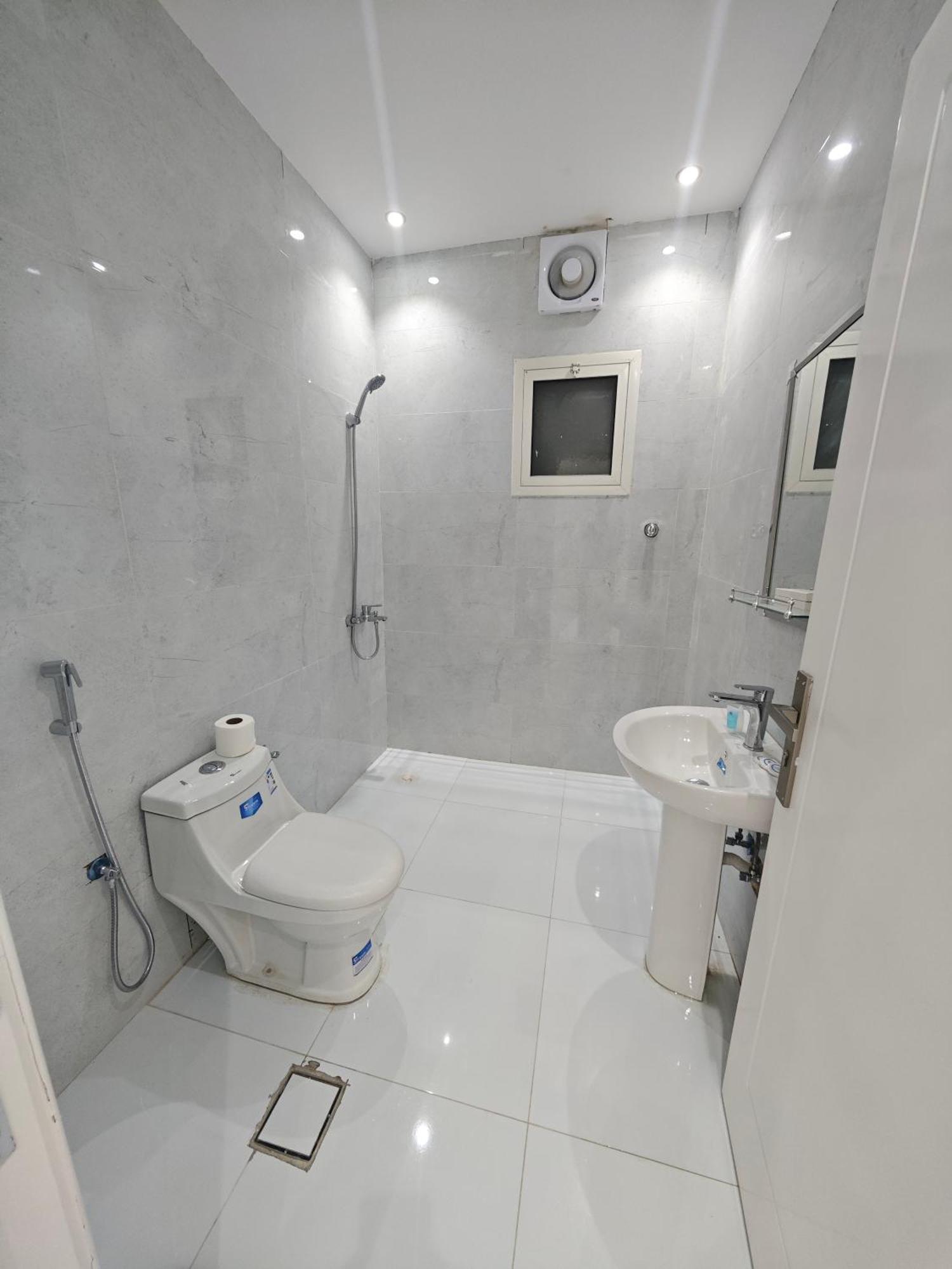 Yaqoot Al Madina Suites Al Awali Dış mekan fotoğraf